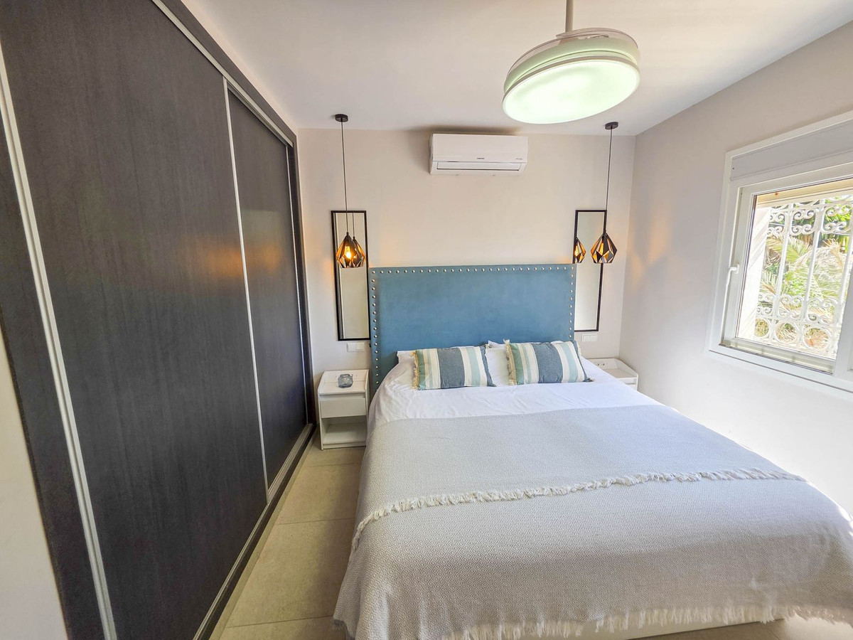 4 Bed, 3 Bath, HouseFor Sale, Estepona, Malaga 4 Bed, 3 Bath, HouseFor Sale, Estepona, Malaga