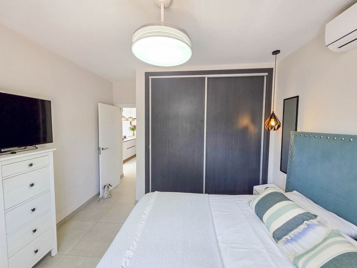 4 Bed, 3 Bath, HouseFor Sale, Estepona, Malaga 4 Bed, 3 Bath, HouseFor Sale, Estepona, Malaga