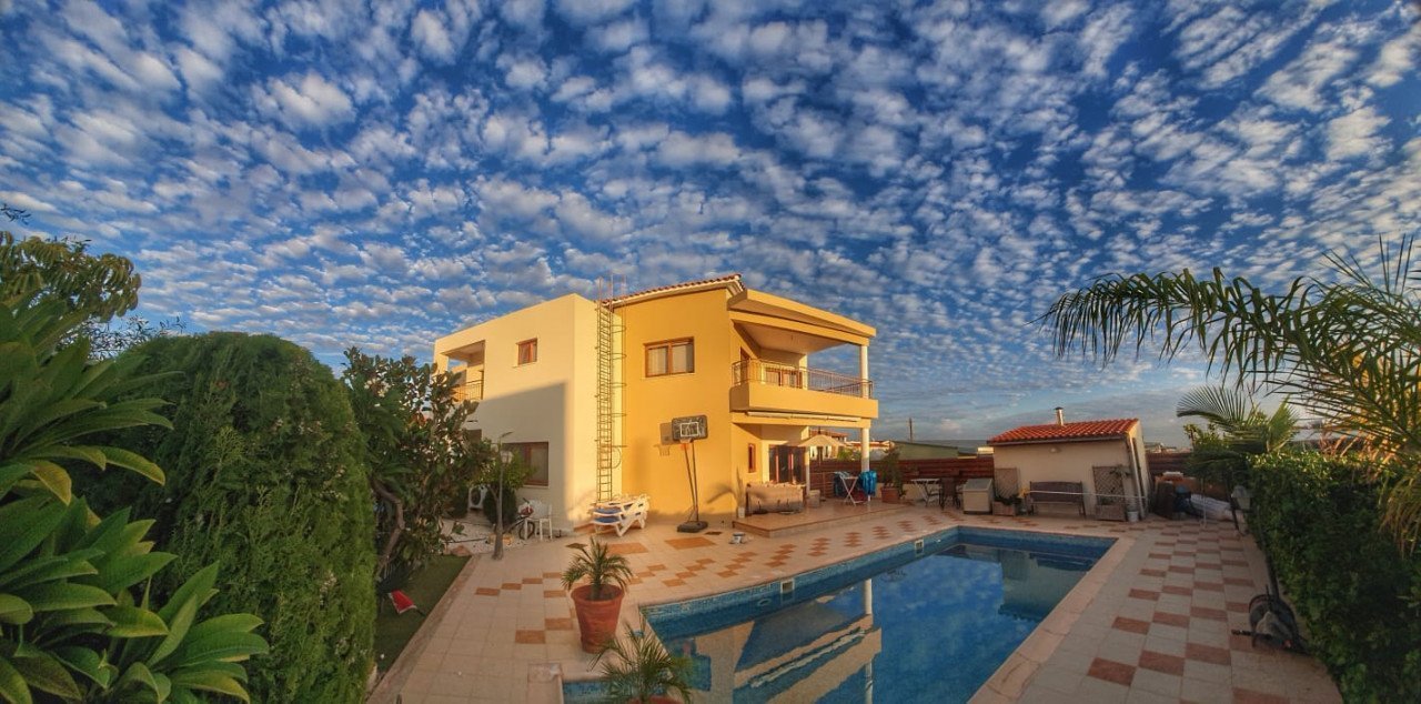 5 Bed, 3 Bath, HouseFor Sale, Chlorakas, Paphos