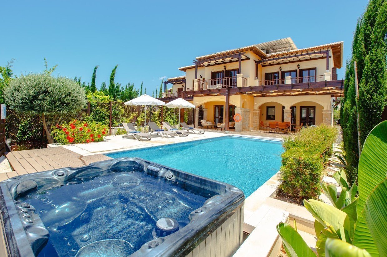 3 Bed, 2 Bath, HouseFor Sale, Aphrodite Hills, Paphos