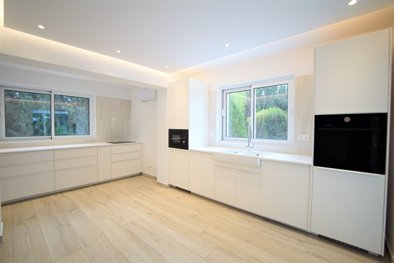 4 Bed, 4 Bath, HouseFor Sale, Saint Georges, Paphos