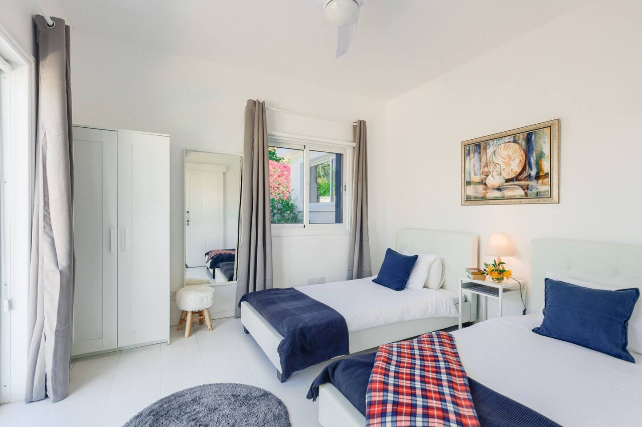 5 Bed, 4 Bath, HouseFor Sale, Coral Bay, Paphos