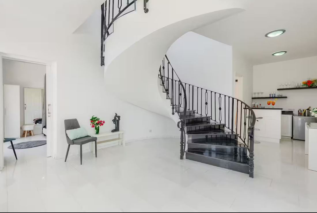 5 Bed, 4 Bath, HouseFor Sale, Coral Bay, Paphos