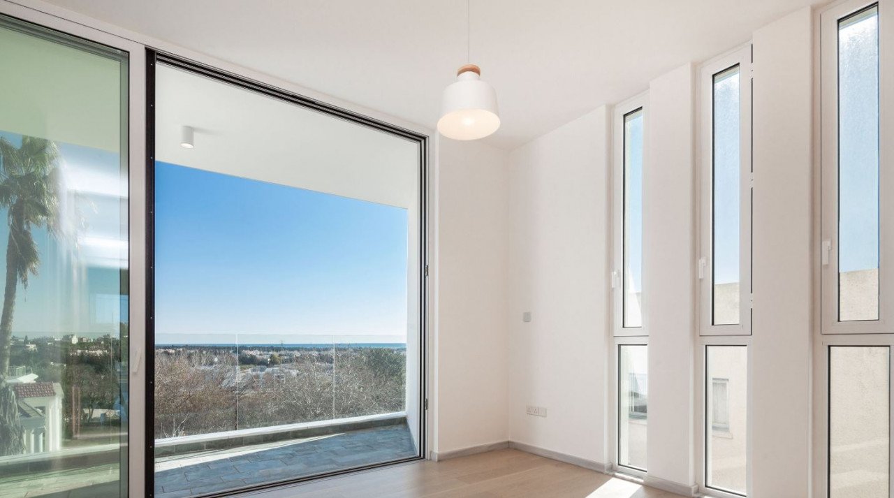 4 Bed, 4 Bath, HouseFor Sale, City Center, Paphos