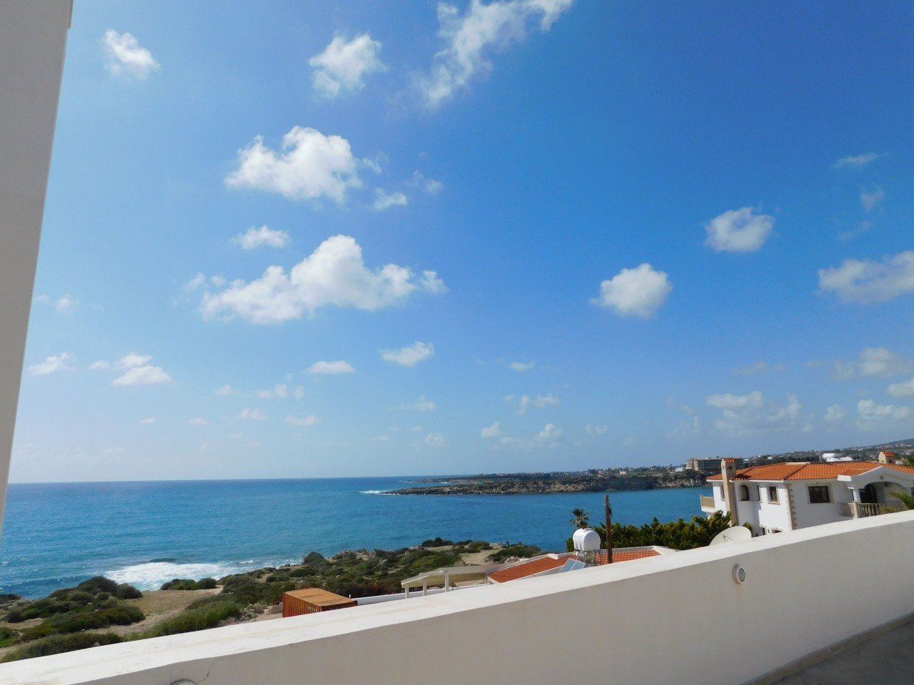4 Bed, 2 Bath, HouseFor Sale, Coral Bay, Paphos