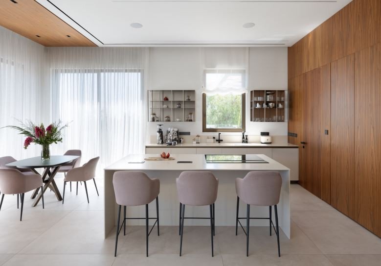 6 Bed, 4 Bath, HouseFor Sale, Pegeia, Paphos