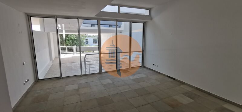 2 Bed, 3 Bath, HouseFor Sale, Lagoa (Algarve), Faro