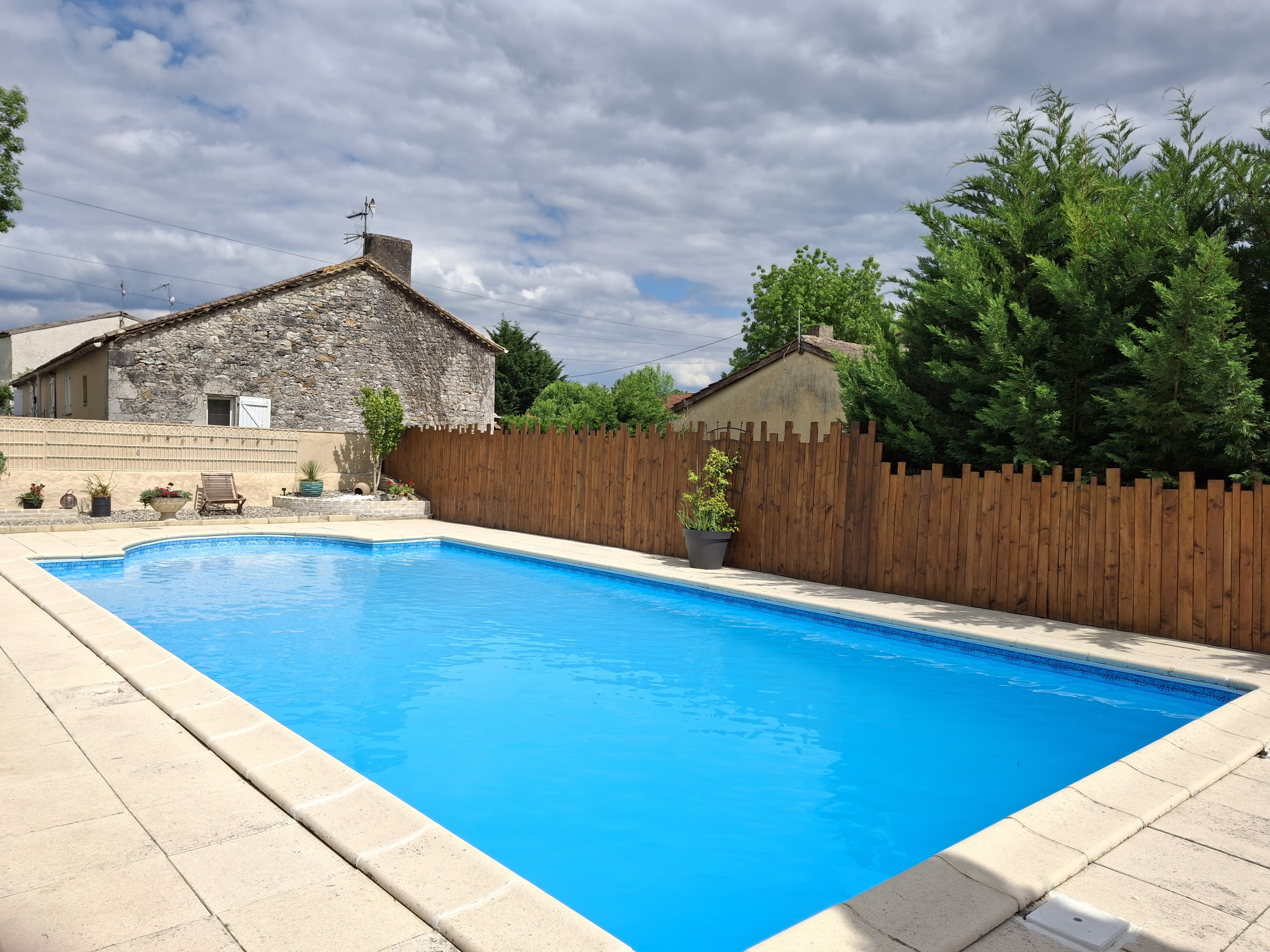 4 Bed, 3 Bath, HouseFor Sale, Monflanquin, Lot-et-Garonne, Aquitaine, 47150