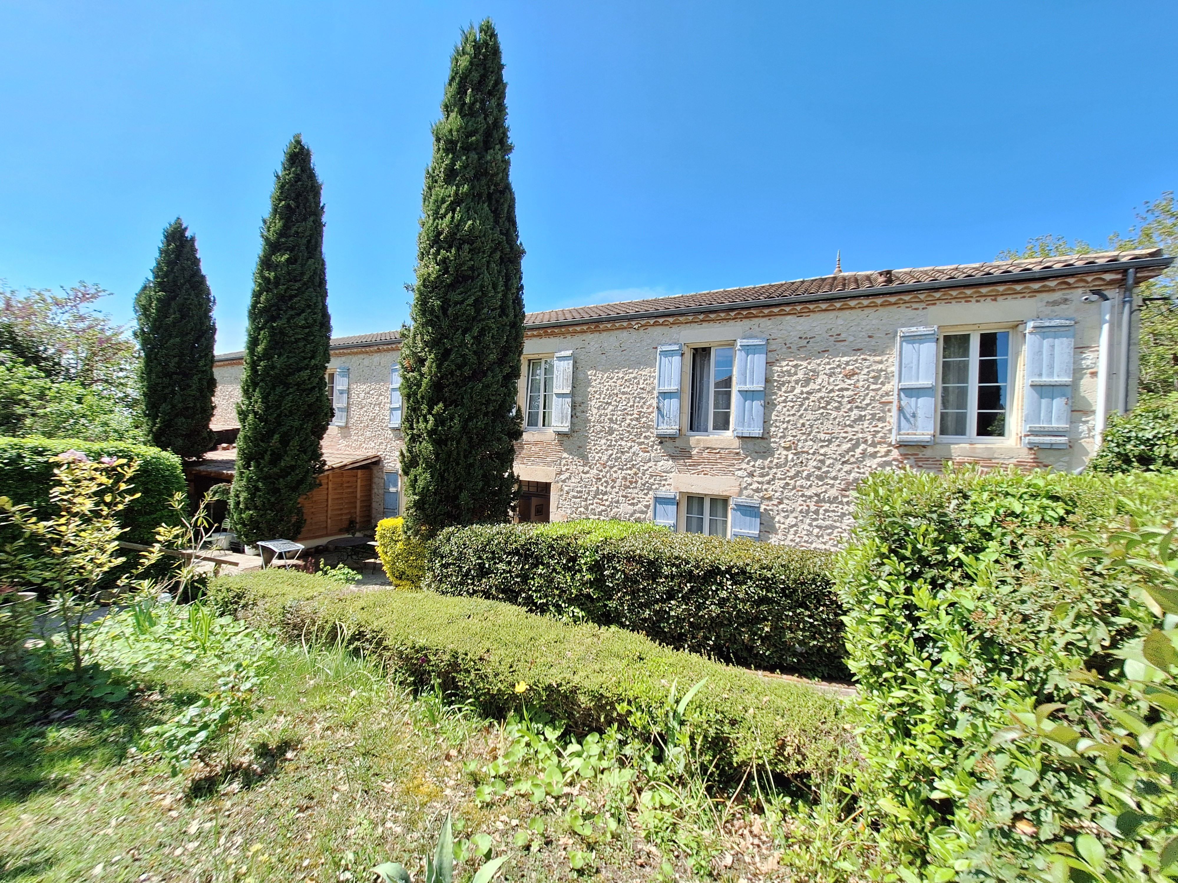8 Bed, 4 Bath, HouseFor Sale, Penne D'agenais, Lot-et-Garonne, Aquitaine, 47140