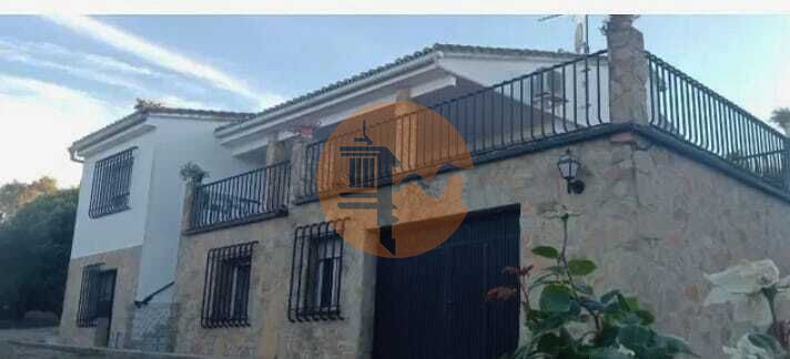 4 Bed, 2 Bath, HouseFor Sale, Sierra de Fuentes, Cáceres