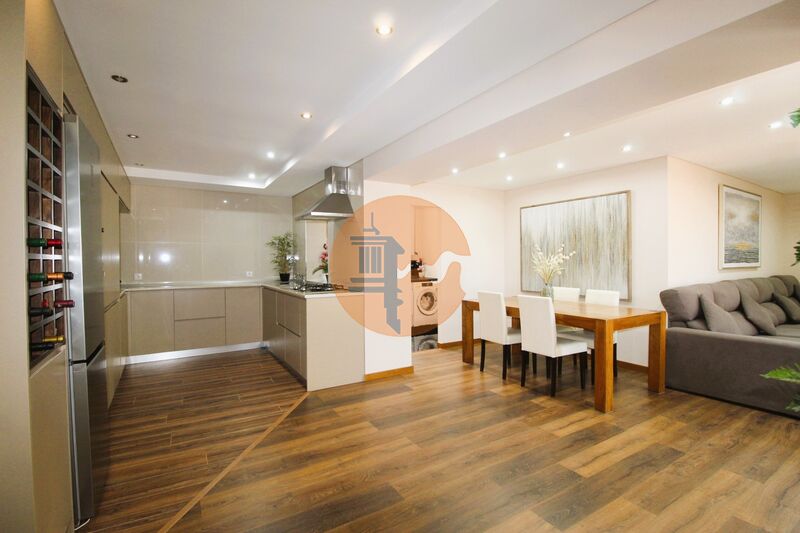 3 Bed, 2 Bath, HouseFor Sale, Olhão, Faro