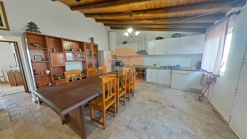 2 Bed, 1 Bath, HouseFor Sale, Faro, Faro