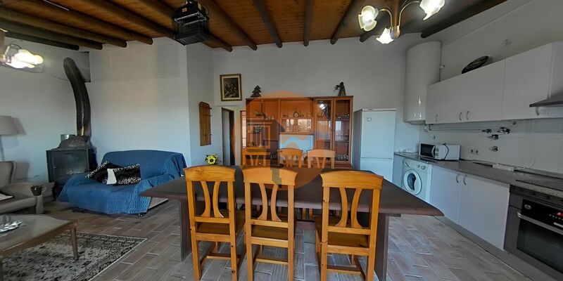 2 Bed, 1 Bath, HouseFor Sale, Faro, Faro