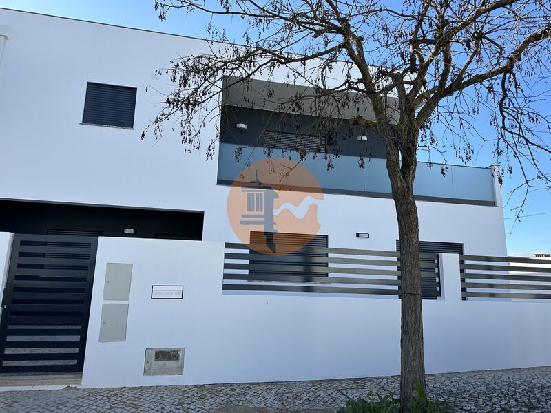 4 Bed, 3 Bath, HouseFor Sale, Olhão, Faro