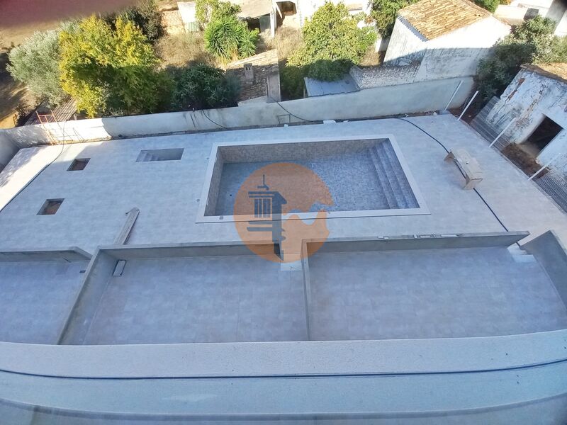 2 Bed, 1 Bath, ApartmentFor Sale, Loulé, Faro