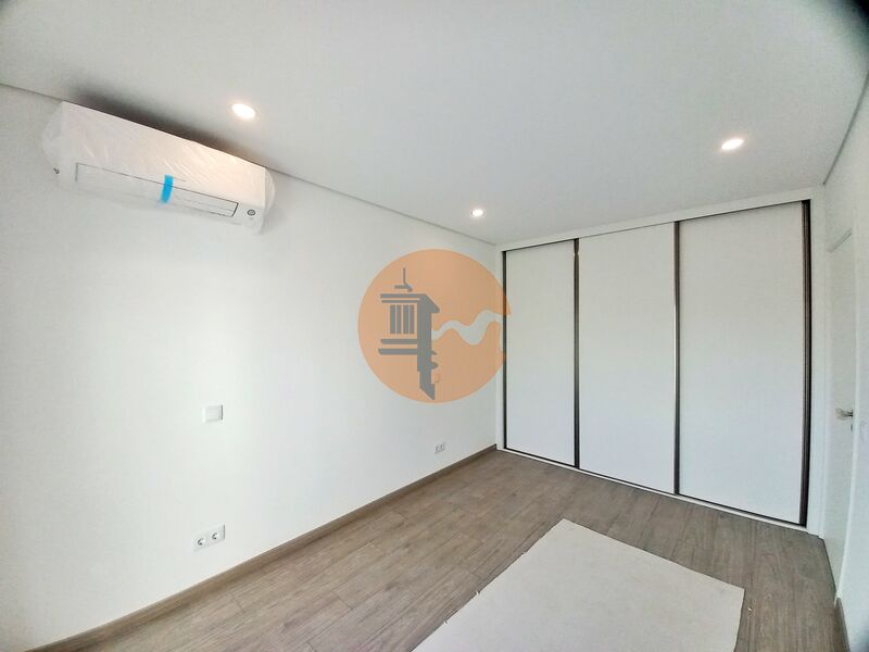3 Bed, 2 Bath, ApartmentFor Sale, Loulé, Faro
