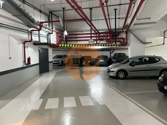 4 Bed, 4 Bath, ApartmentFor Sale, Lisboa, Lisboa