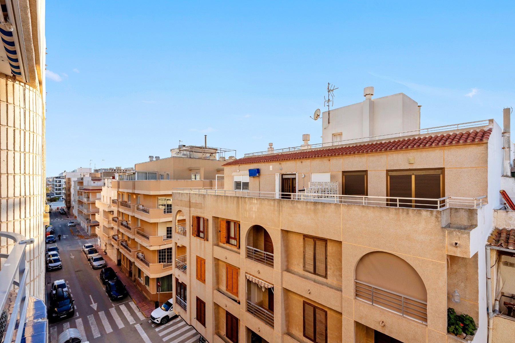 3 Bed, 2 Bath, ApartmentFor Sale, Torrevieja, Alicante