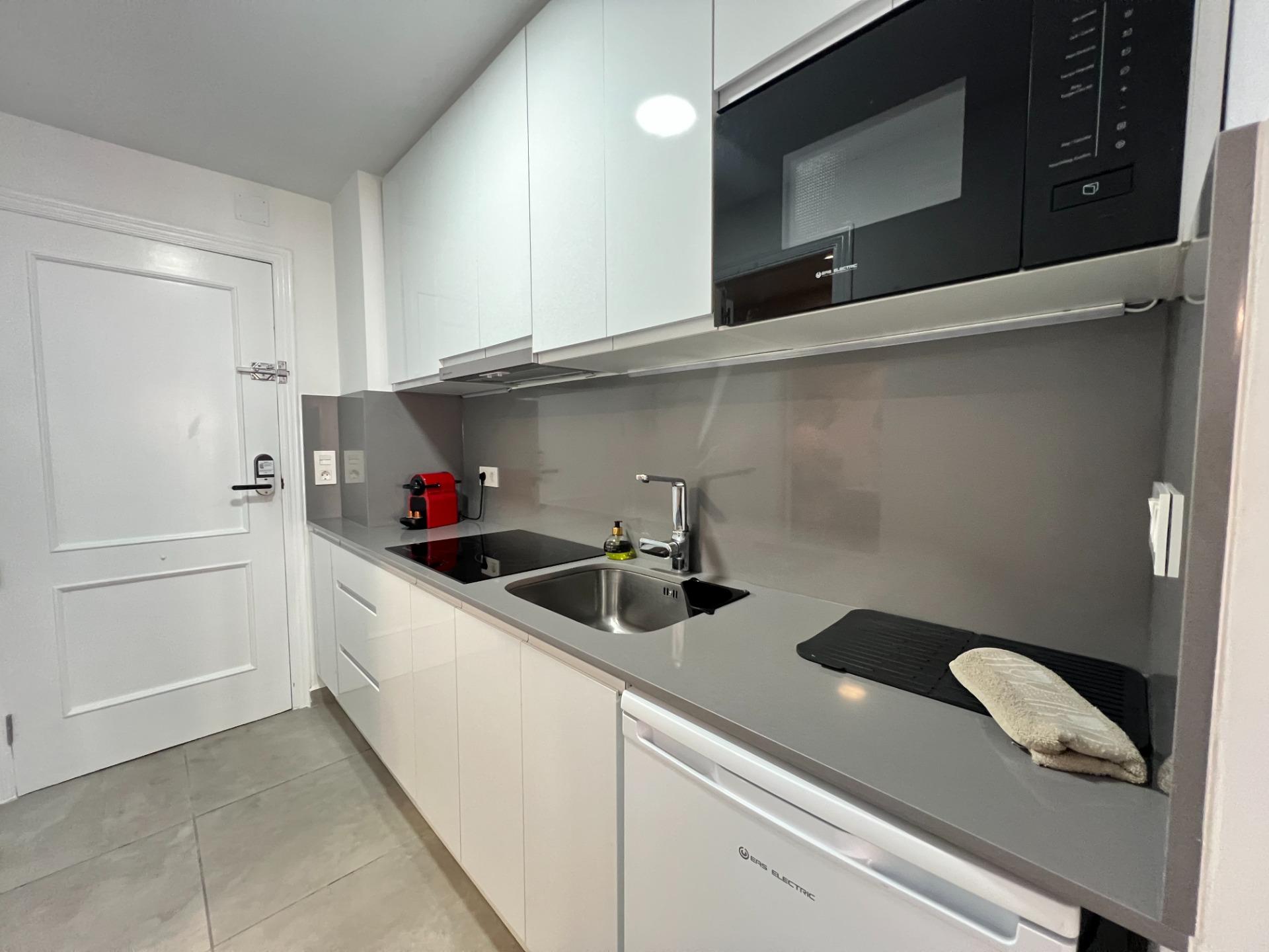1 Bed, 1 Bath, ApartmentFor Sale, Torrevieja, Alicante