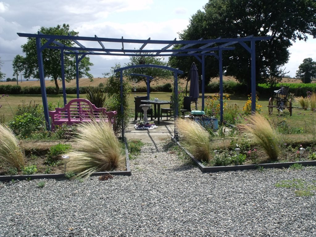 4 Bed, 2 Bath, HouseFor Sale, Saint-Aubin-du-Désert, Pays-de-la-Loire, 53700