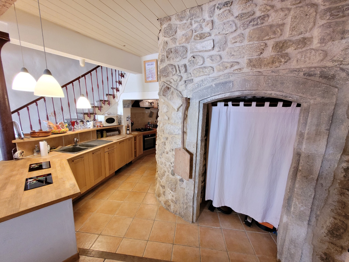 5 Bed, 2 Bath, HouseFor Sale, Murviel Les Beziers, Herault, Languedoc-Roussillon, 34490