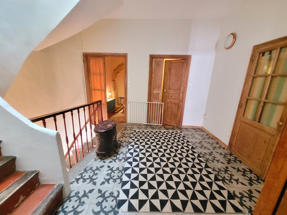 5 Bed, 2 Bath, HouseFor Sale, Murviel Les Beziers, Herault, Languedoc-Roussillon, 34490