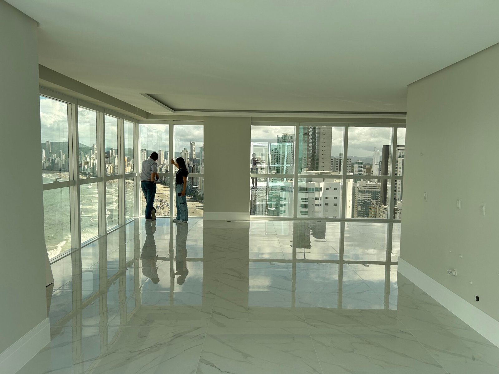 4 Bed, 6 Bath, ApartmentFor Sale, Pioneiros, Santa Catarina, 88331-010