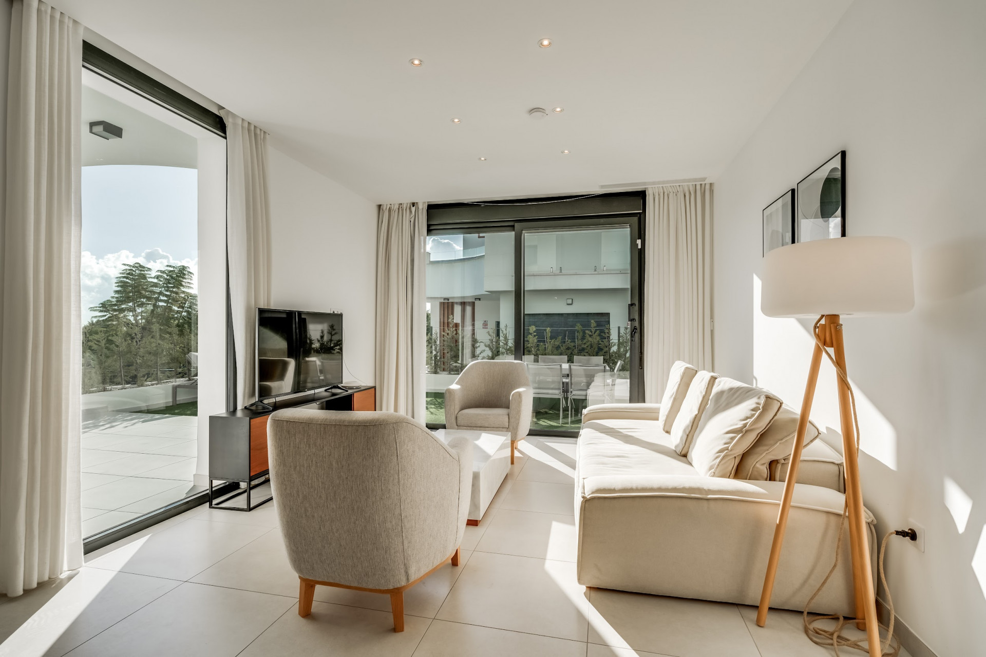 4 Bed, 3 Bath, HouseFor Sale, Estepona, Malaga