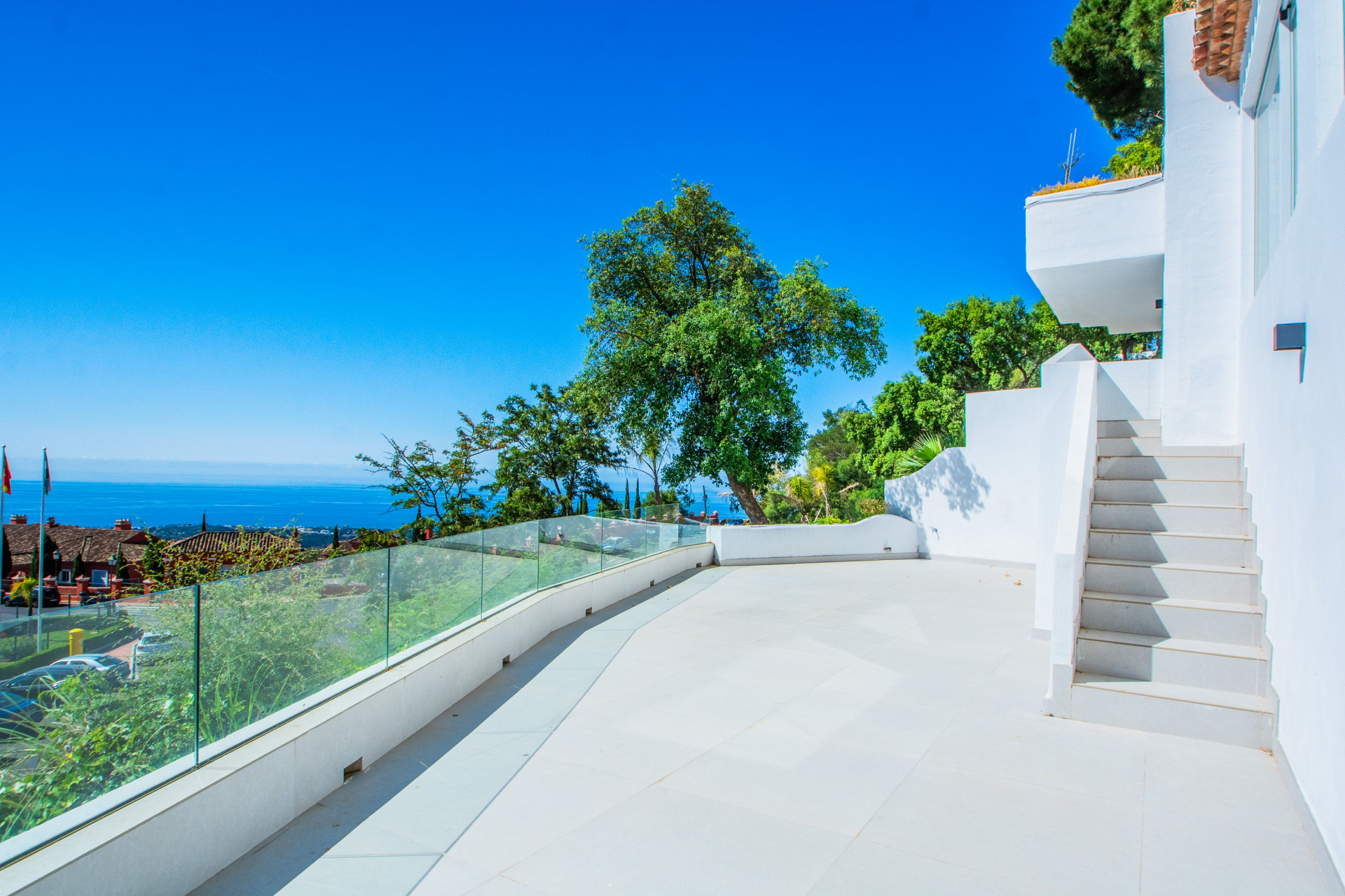 3 Bed, 3 Bath, ApartmentFor Sale, Marbella, Malaga