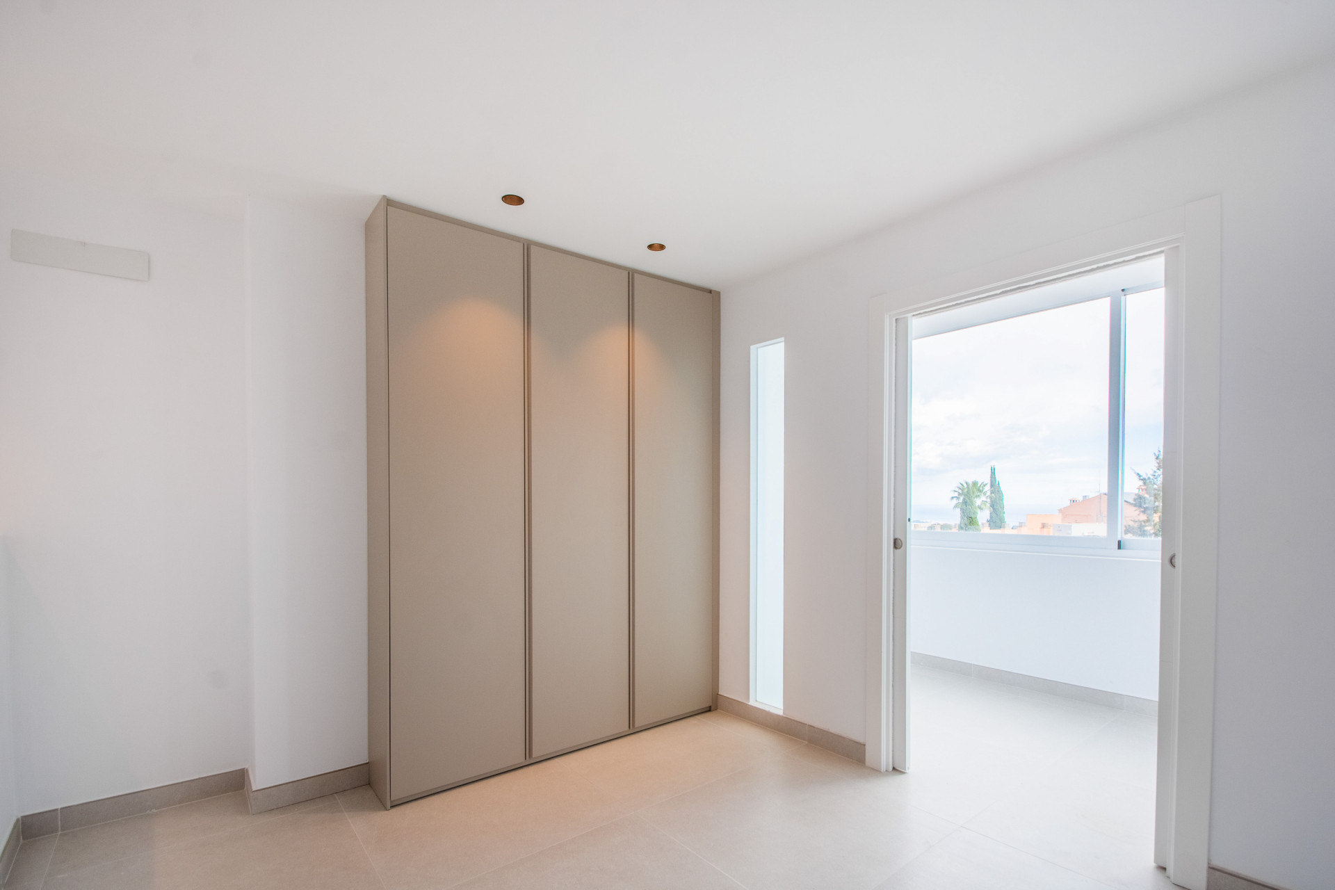 3 Bed, 3 Bath, ApartmentFor Sale, Marbella, Malaga