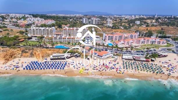 3 Bed, 4 Bath, HouseFor Sale, Portimao, Faro, 8500-818