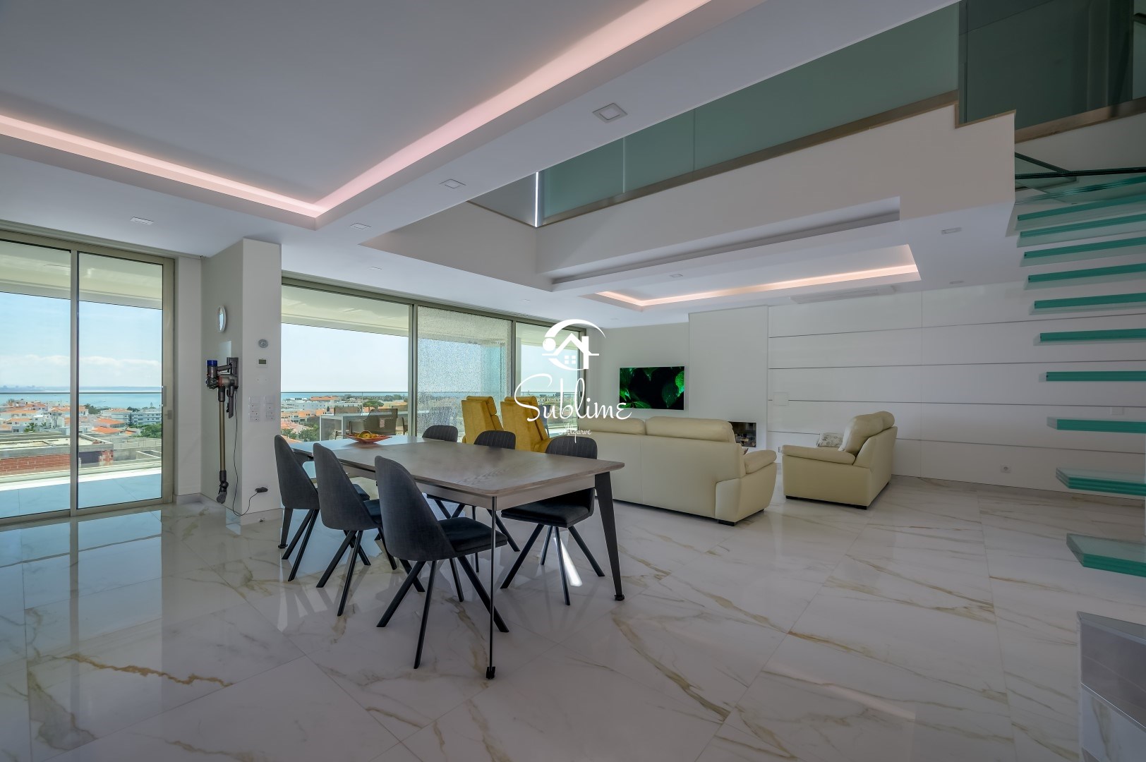 4 Bed, 4 Bath, ApartmentFor Sale, Lagos, Faro, 8600-545