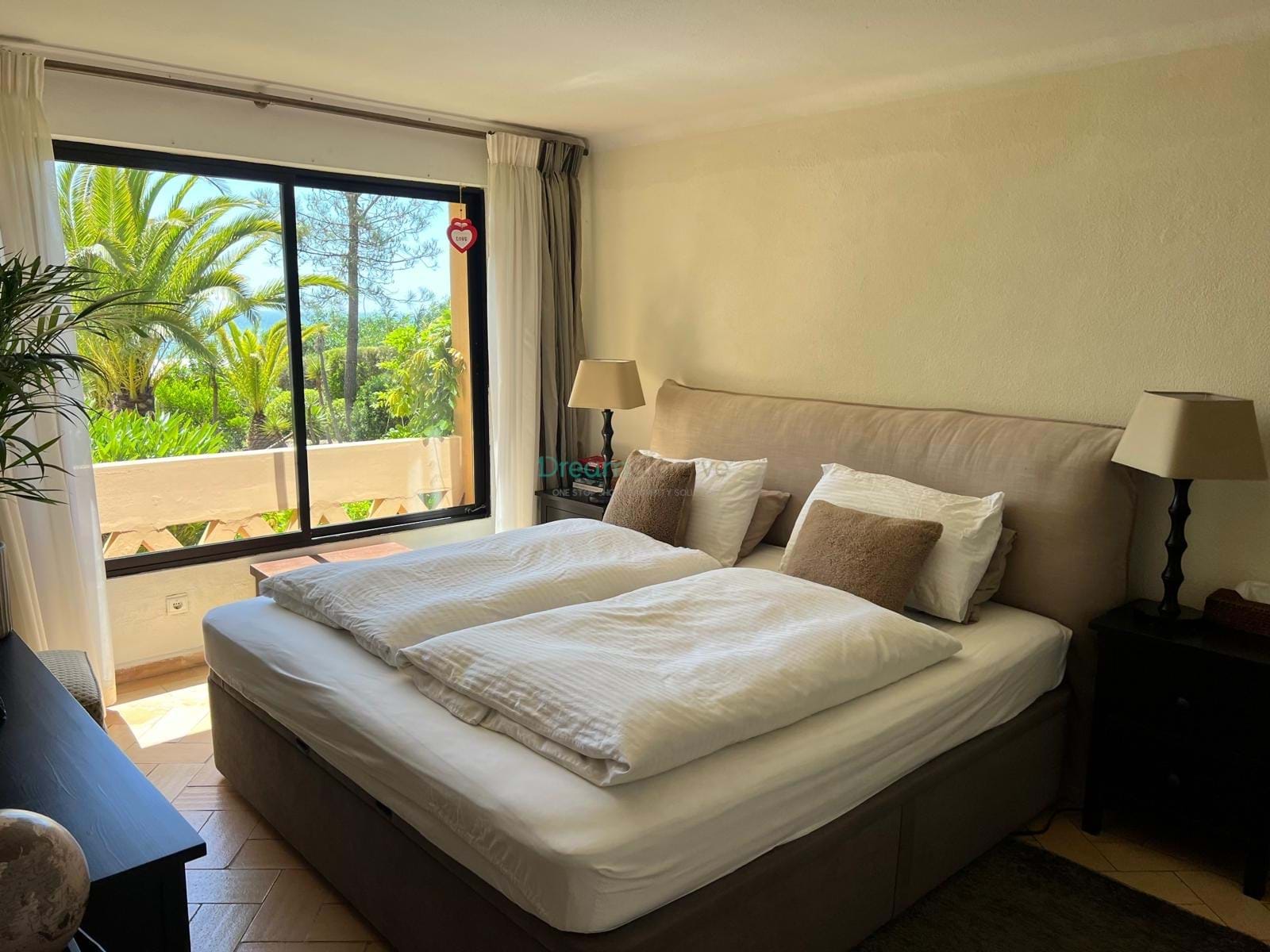 3 Bed, 2 Bath, ApartmentFor Sale, Lagos, Faro, 8600-315