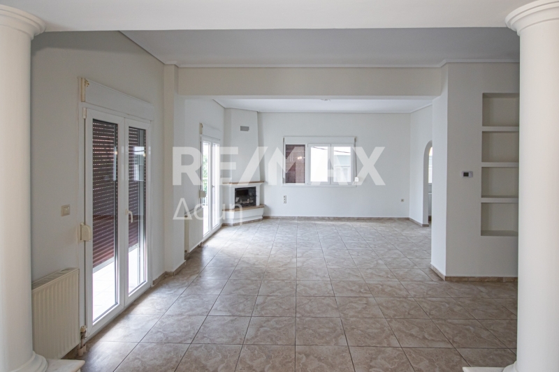 3 Bed, 3 Bath, ApartmentFor Sale, Analipsi, Volos, Magnesia