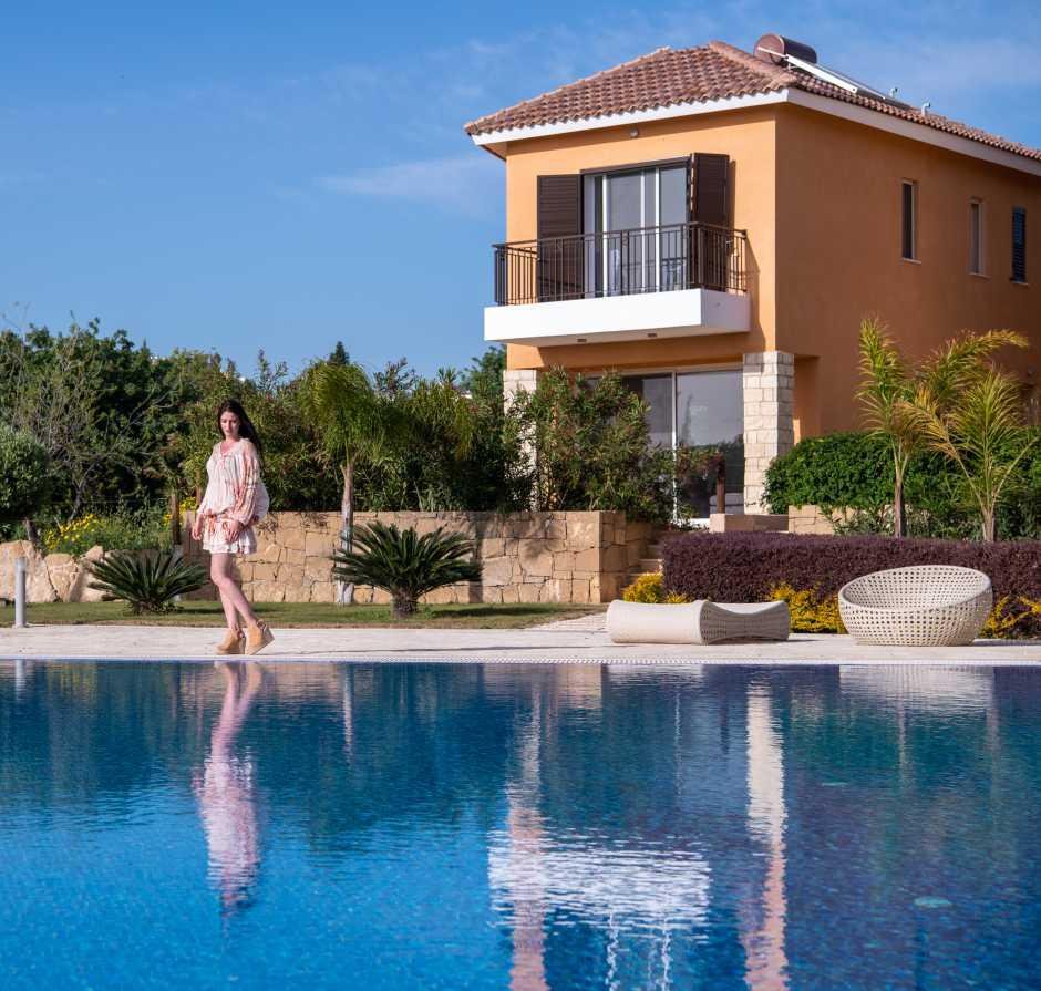 2 Bed, 1 Bath, ApartmentFor Sale, Chloraka, Paphos