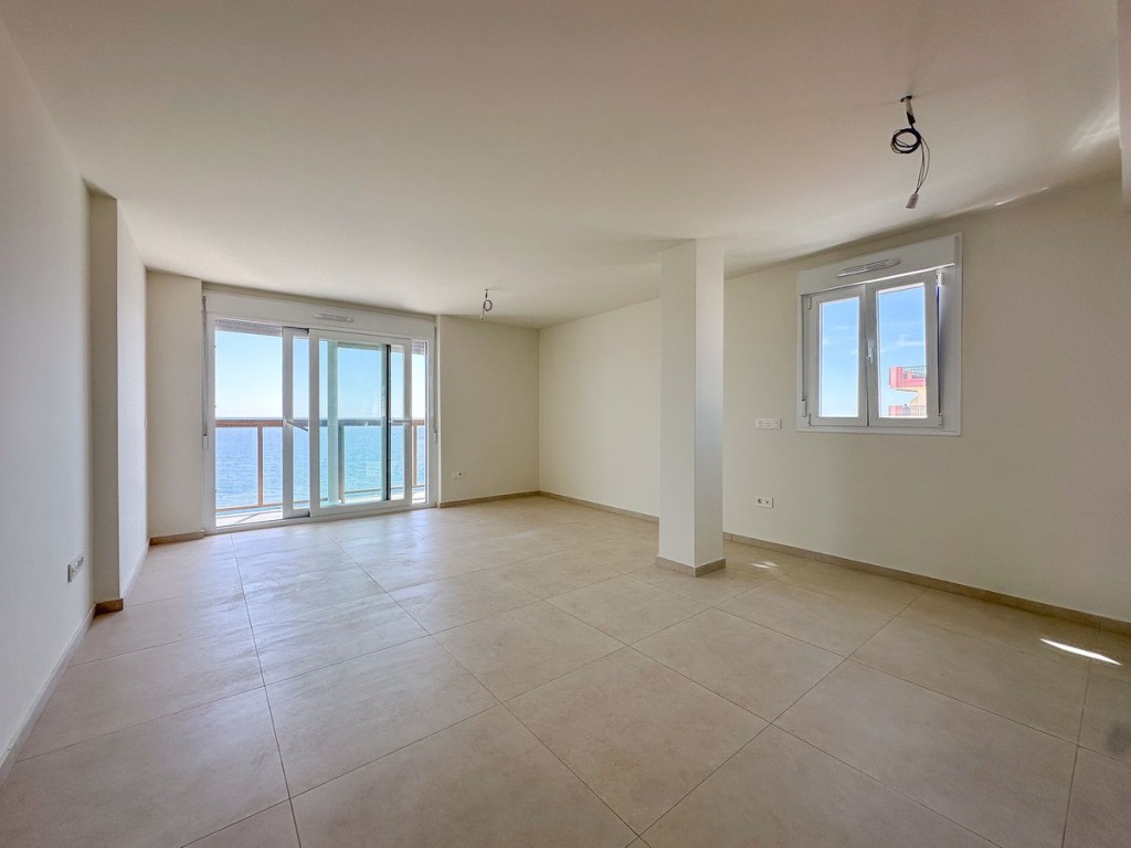 1 Bed, 1 Bath, ApartmentFor Sale, Fuengirola, Malaga