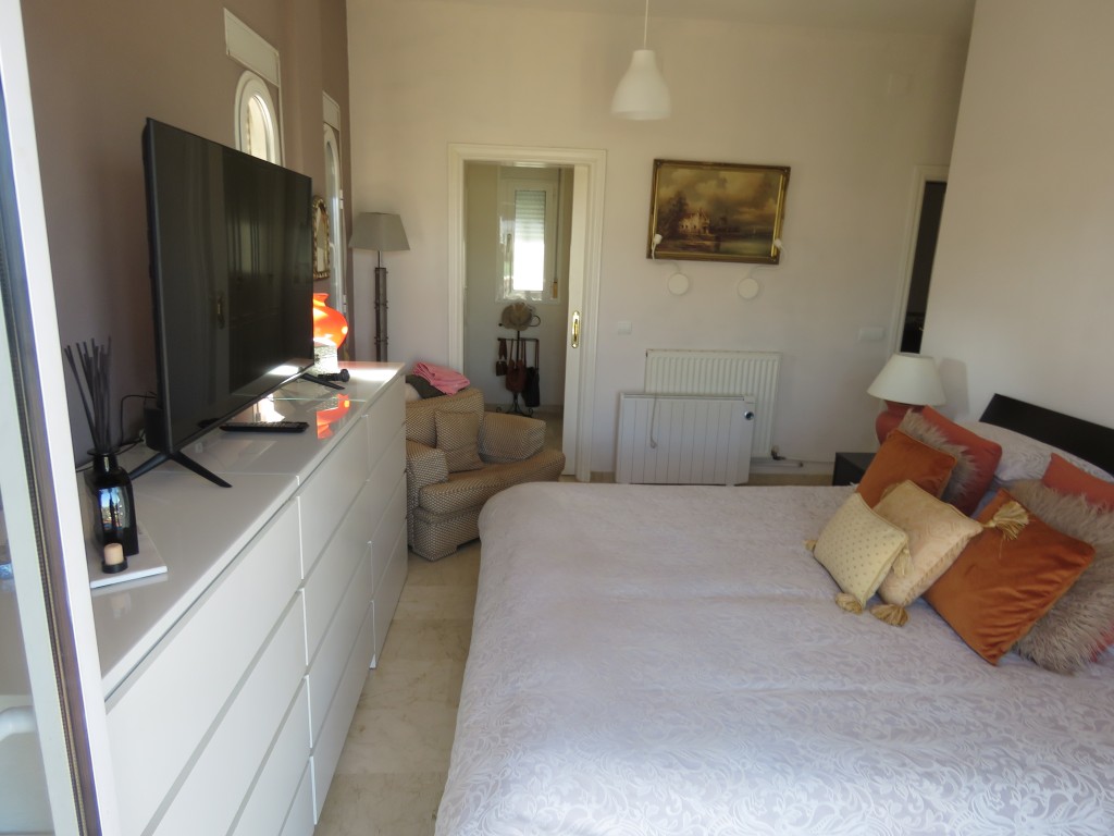 4 Bed, 3 Bath, HouseFor Sale, Alhaurin el Grande, Malaga