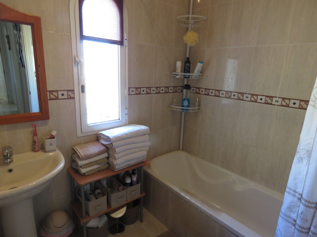 4 Bed, 3 Bath, HouseFor Sale, Alhaurin el Grande, Malaga
