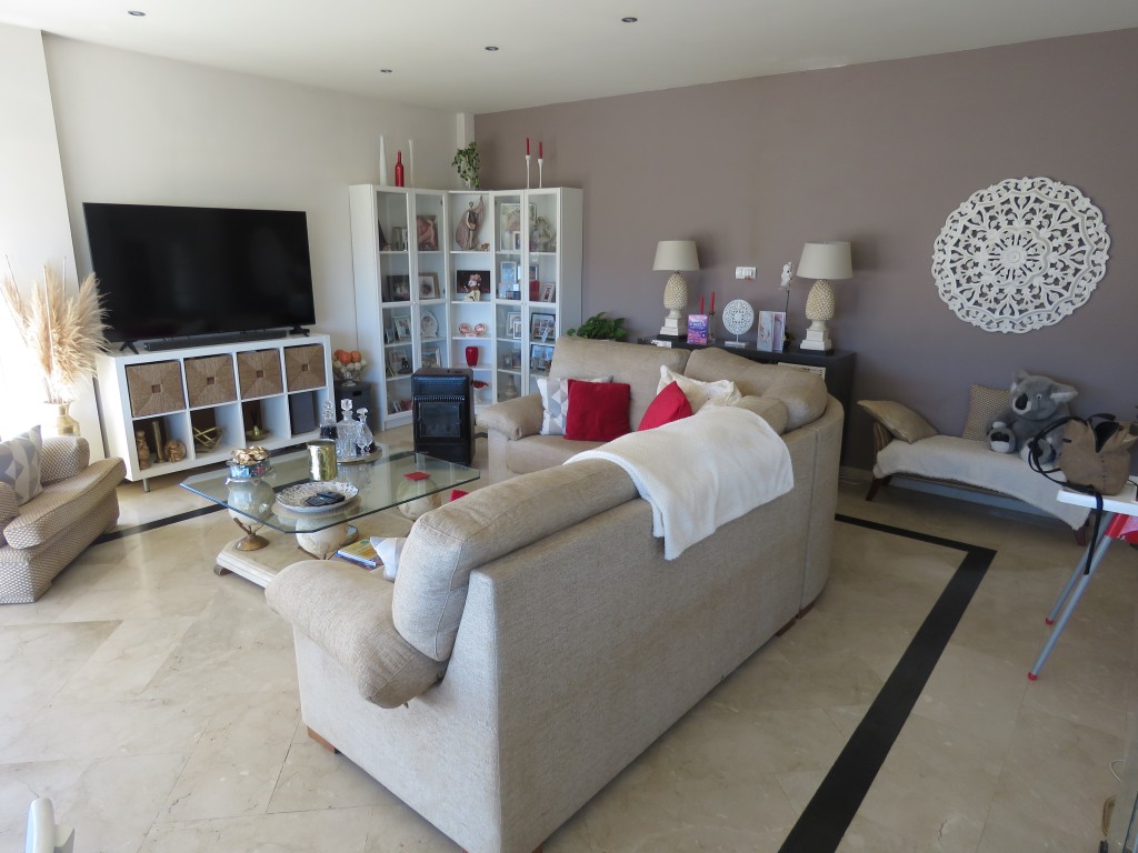 4 Bed, 3 Bath, HouseFor Sale, Alhaurin el Grande, Malaga