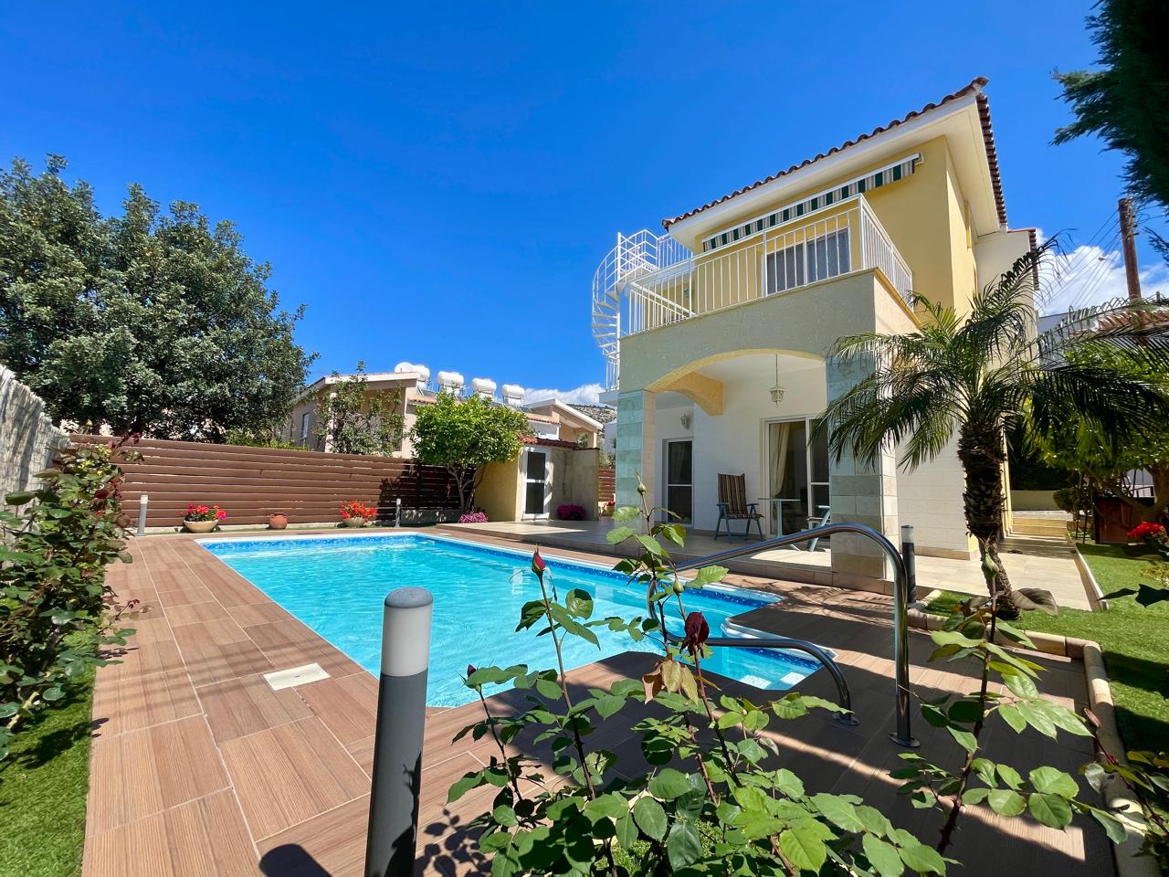 3 Bed, 2 Bath, HouseFor Sale, Paphos, Paphos