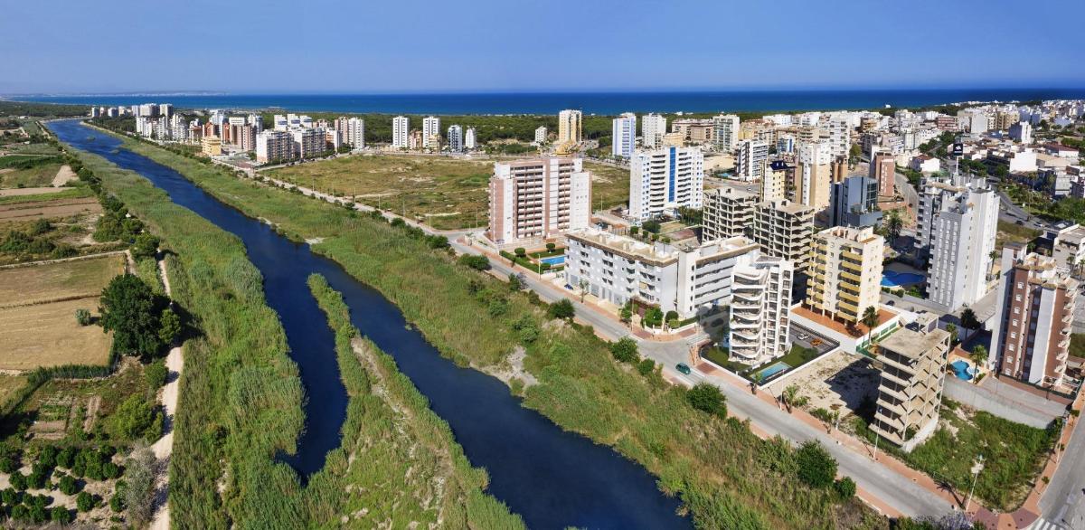 3 Bed, 2 Bath, ApartmentFor Sale, Avenida del Puerto, Alicante