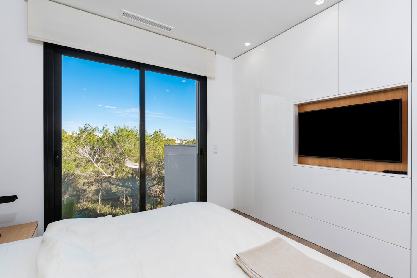 4 Bed, 3 Bath, HouseFor Sale, Las Colinas Golf Resort, Alicante