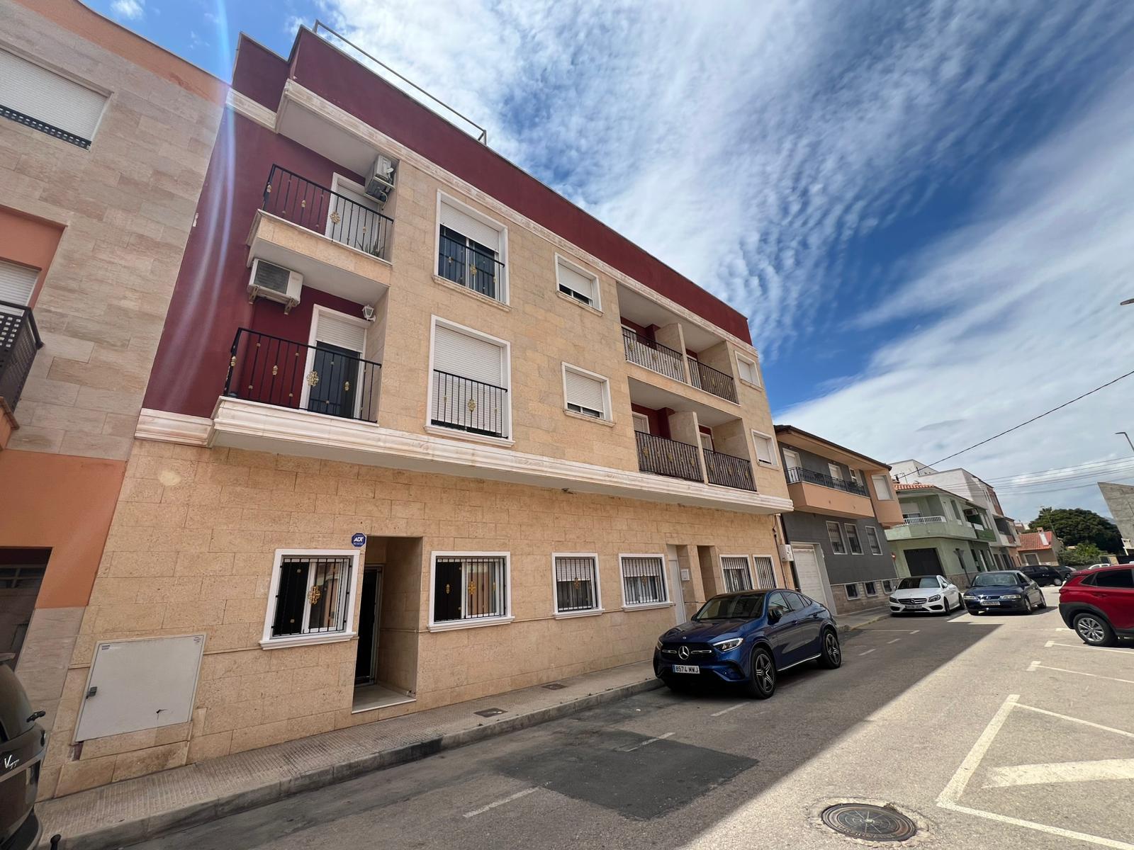3 Bed, 2 Bath, ApartmentFor Sale, Catral, Alicante
