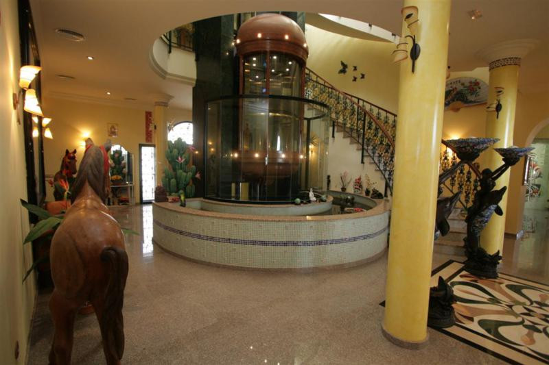 8 Bed, 11 Bath, HouseFor Sale, Torrequebrada, Malaga