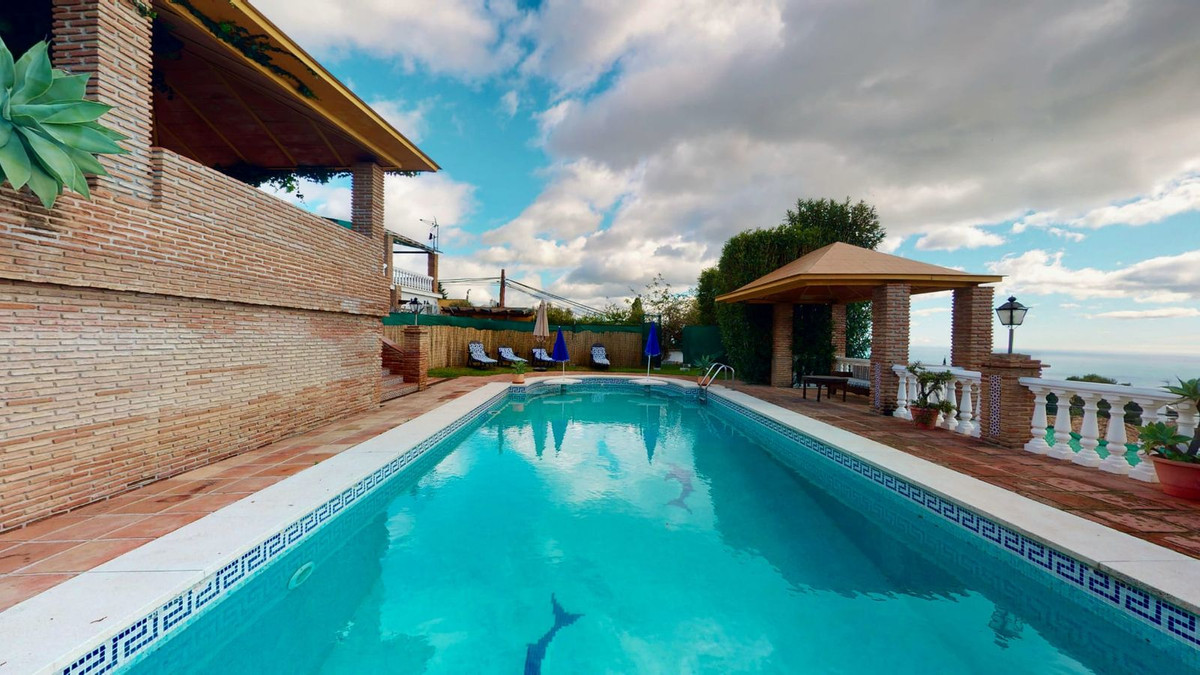 7 Bed, 7 Bath, HouseFor Sale, La Capellania, Malaga
