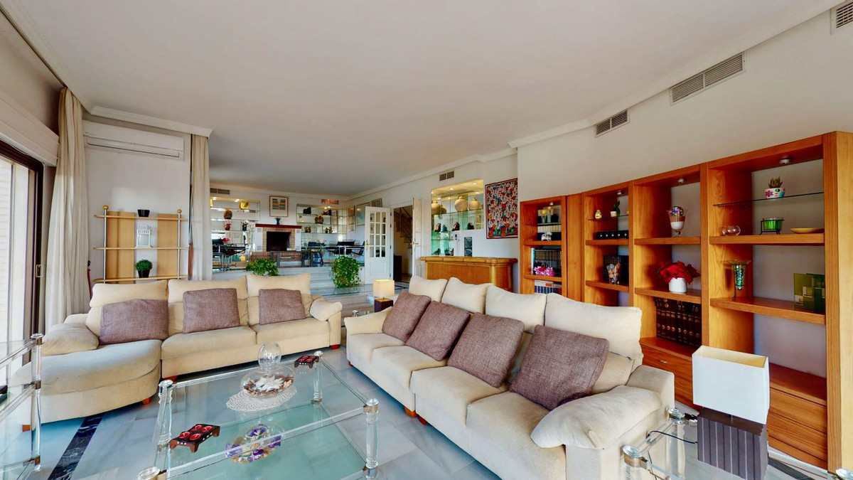 7 Bed, 7 Bath, HouseFor Sale, La Capellania, Malaga