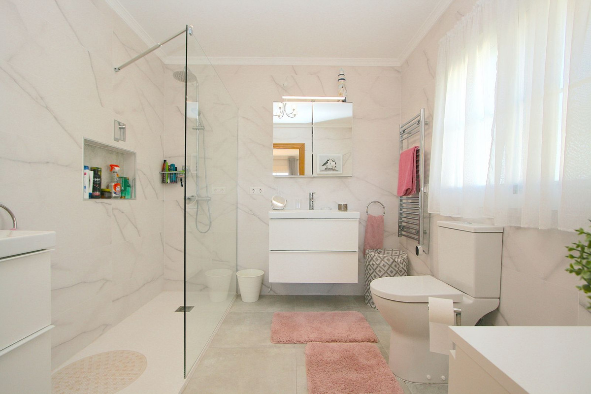 5 Bed, 4 Bath, HouseFor Sale, Mijas Golf, Malaga