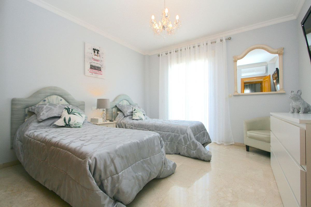 5 Bed, 4 Bath, HouseFor Sale, Mijas Golf, Malaga