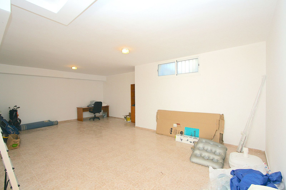 5 Bed, 4 Bath, HouseFor Sale, Mijas Golf, Malaga