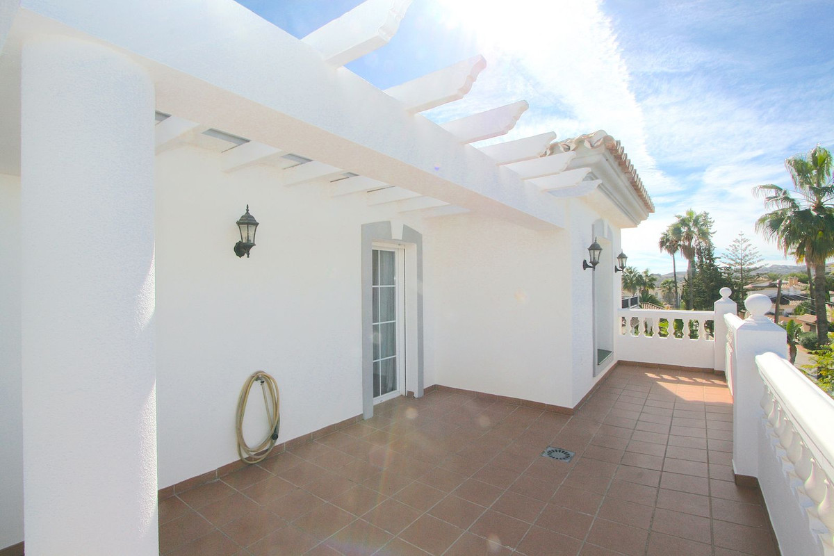 5 Bed, 4 Bath, HouseFor Sale, Mijas Golf, Malaga